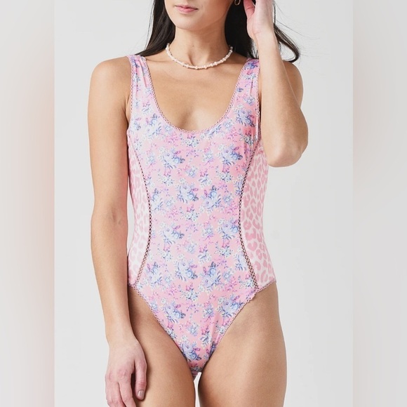 LoveShackFancy Mikkel floral one piece pink floral swimsuit NWOT - Picture 2 of 8